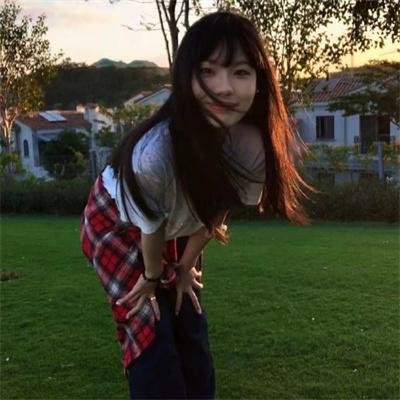 笼中女